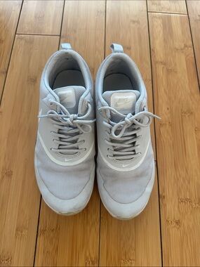 Nike Light Gray Athletic Sneakers